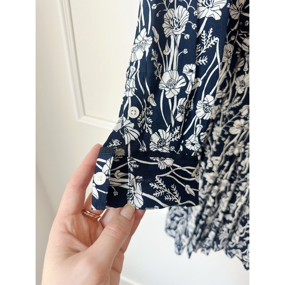 Tommy Hilfiger Navy and White Floral Dress Size M Long Sleeves Twist Waist - Picture 15 of 16
